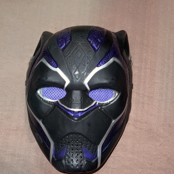 Boys large Black Panther Halloween costume. Excellent condition. No gloves. - Picture 2 of 7